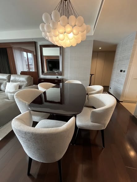 living room and room interior of La Citta Delre Thonglor 16