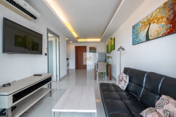 bedroom and living room of Laguna Beach Resort 1