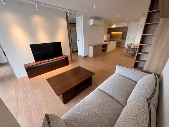 living room of Lake Avenue Condominium