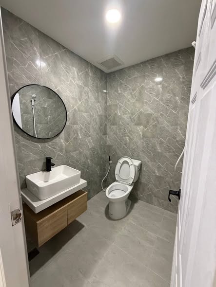 bathroom of Lan Thong Village