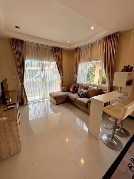 living room and bedroom of Lanceo CRIB 2 Pinklao-Rama 5