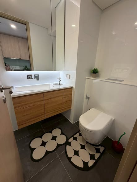 bathroom of Landmark @MRTA Station