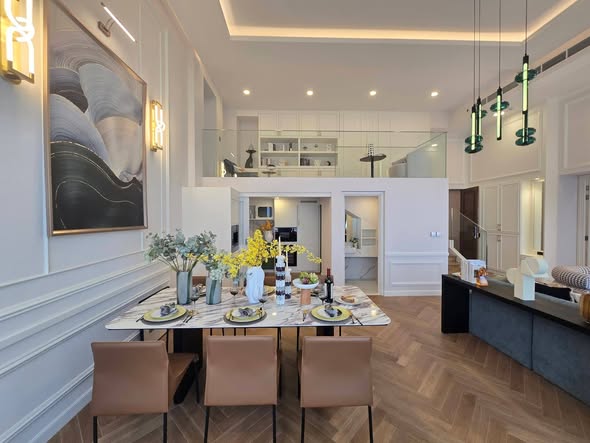 living room and kitchen of Landmark @MRTA Station