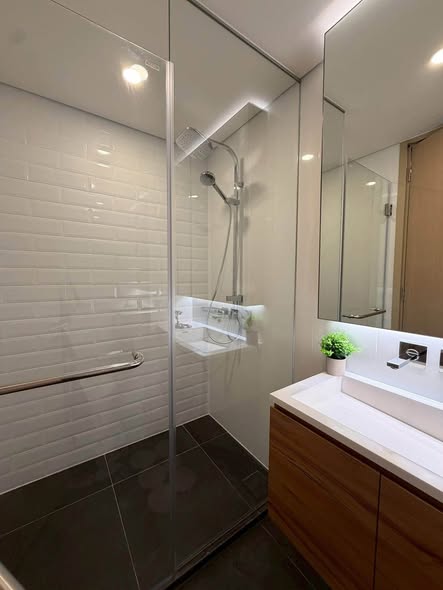 room interior and bathroom of Landmark @MRTA Station