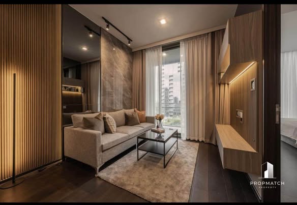 bedroom and living room of LAVIQ Sukhumvit 57