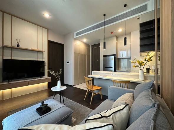 living room of LAVIQ Sukhumvit 57