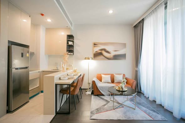 living room and bedroom of LAVIQ Sukhumvit 57
