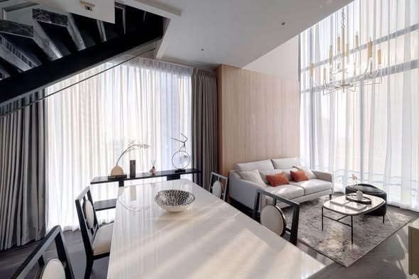 living room and room interior of LAVIQ Sukhumvit 57