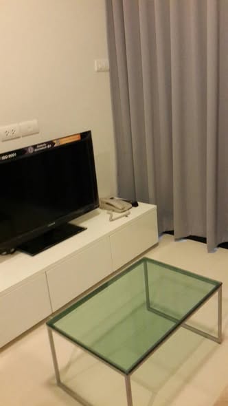 room interior of Le Cote Thong Lo 8