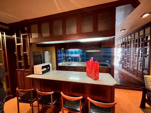 kitchen of lebua at State Tower