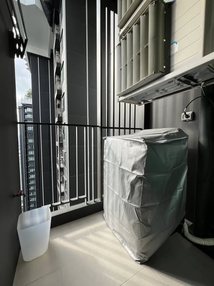 bathroom of Life Asoke – Rama 9