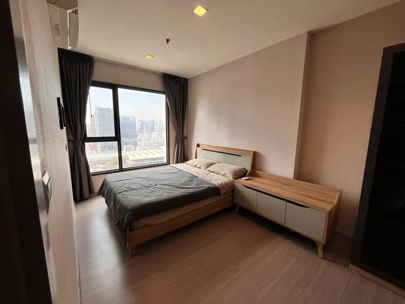 bedroom of Life Asoke – Rama 9