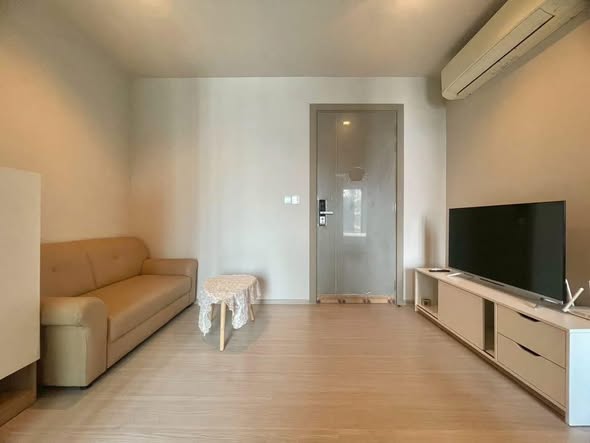 bedroom of Life Asoke – Rama 9