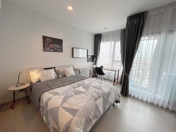 bedroom of Life Asoke – Rama 9