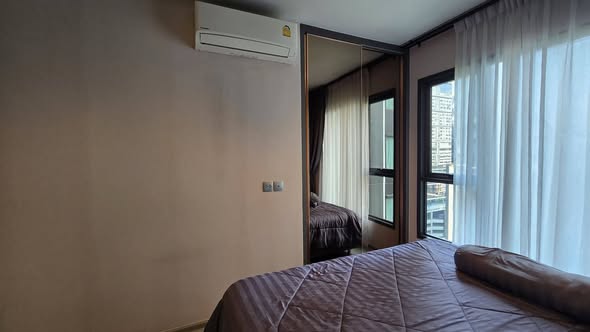 bedroom of Life Asoke – Rama 9