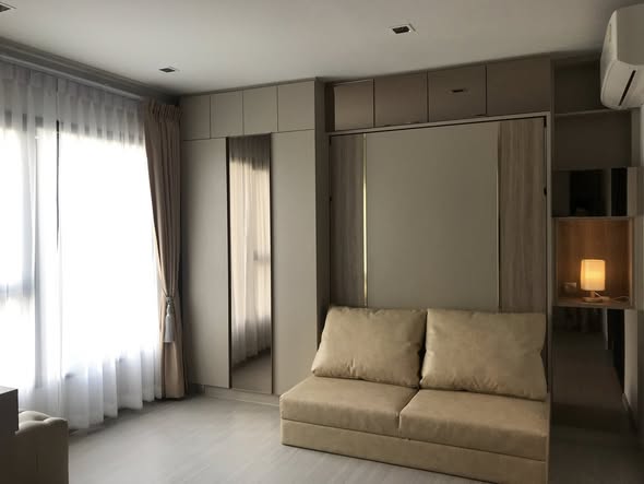 bedroom and living room and room interior of Life Asoke – Rama 9