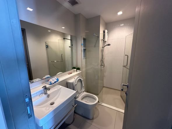 Life Asoke – Rama 9