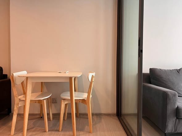 living room and room interior of Life Asoke – Rama 9