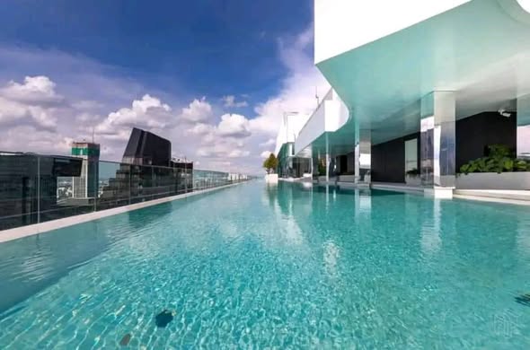 pool of Life Asoke – Rama 9