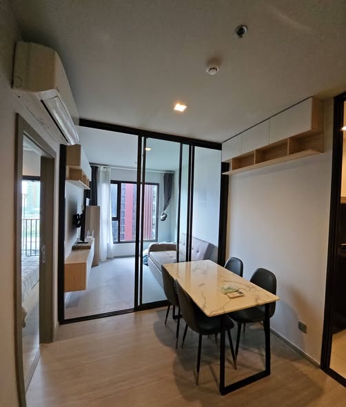 room interior of Life Asoke – Rama 9