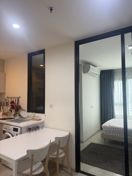 bedroom and room interior of Life Asoke