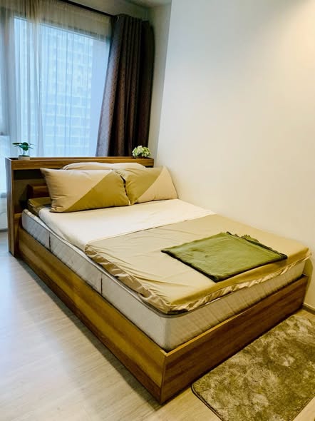 bedroom of Life Asoke Hype