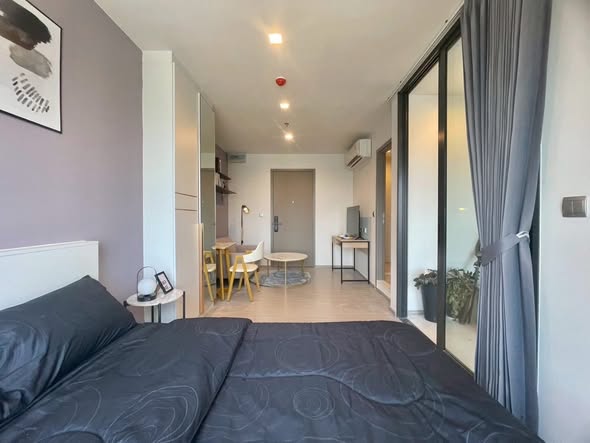 bedroom of Life Asoke Hype