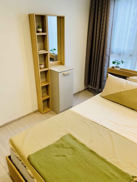 bedroom of Life Asoke Hype