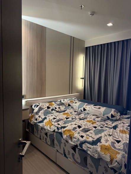 bedroom of Life Asoke Hype