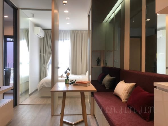 bedroom and living room and room interior of Life Asoke Hype