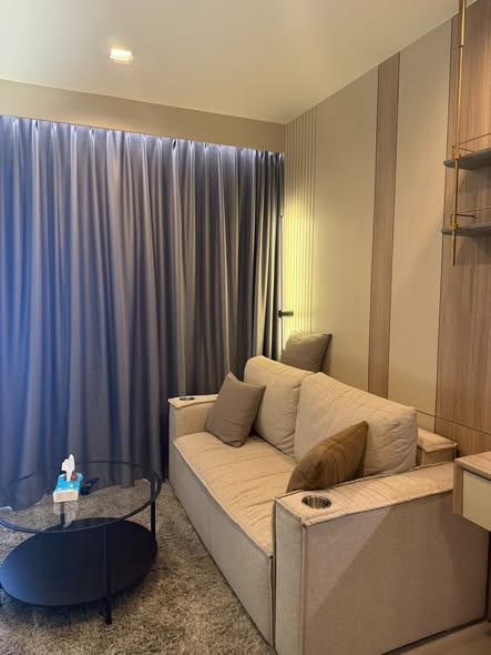 living room and bathroom of Life Asoke Hype