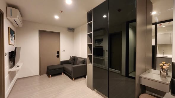 room interior of Life Asoke Hype