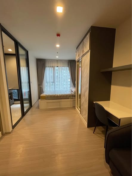 room interior of Life Asoke Hype