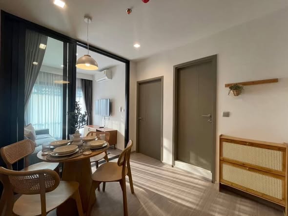 room interior of Life Asoke Hype