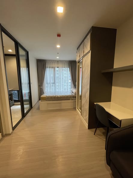 room interior of Life Asoke Hype