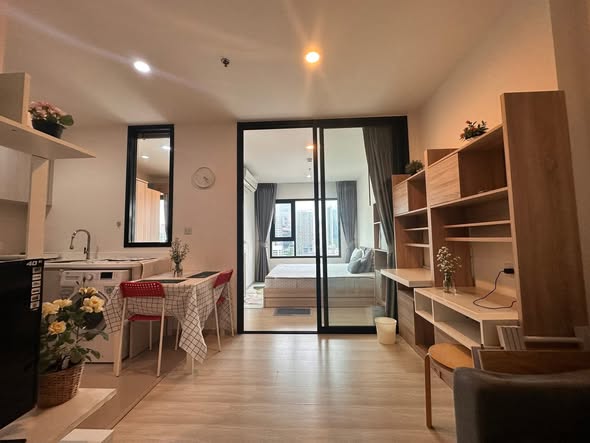 room interior of Life Asoke