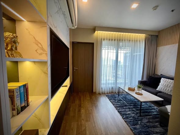 bedroom and bathroom of Life Ladprao Valley