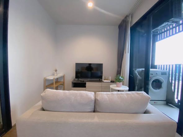 bedroom and living room of Life Ladprao Valley