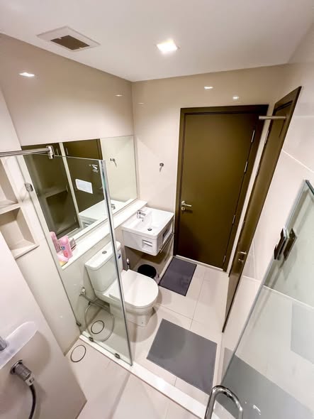 room interior and bathroom of Life Ladprao Valley