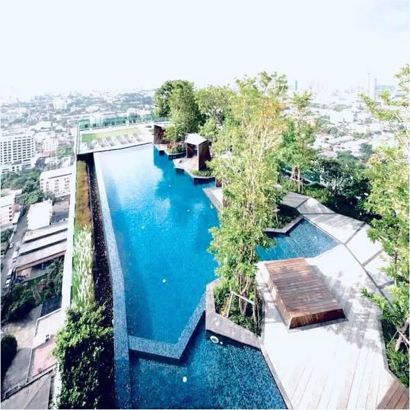 pool of Life@ Lat Phrao 18