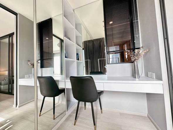 bathroom of Life One Wireless