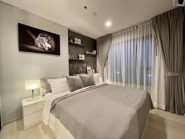 bedroom of Life One Wireless