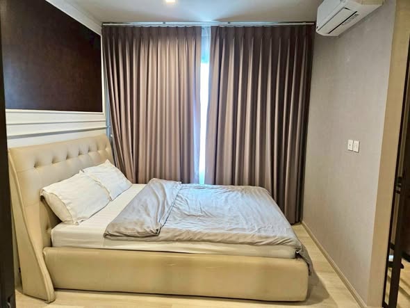 bedroom of Life One Wireless