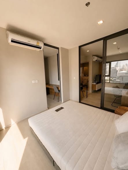 bedroom and room interior of Life One Wireless