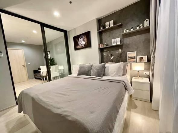 bedroom and room interior of Life One Wireless