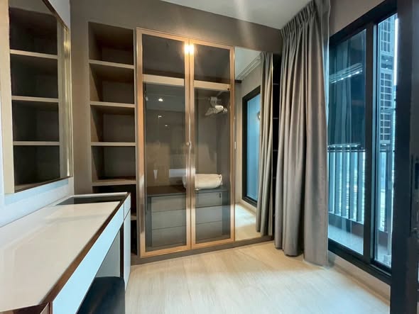 bedroom and room interior of Life One Wireless