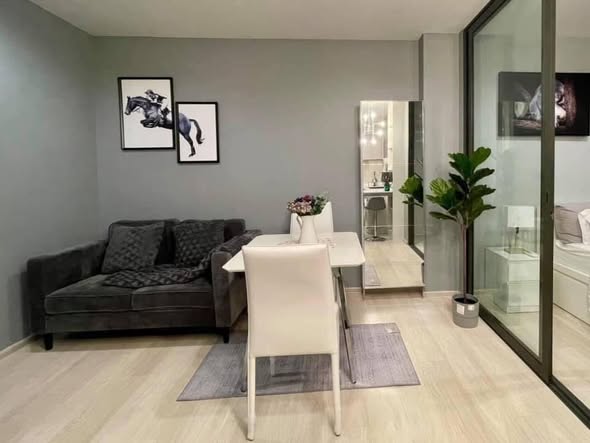 living room and room interior of Life One Wireless