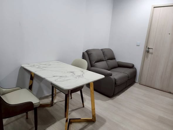 room interior of Life One Wireless