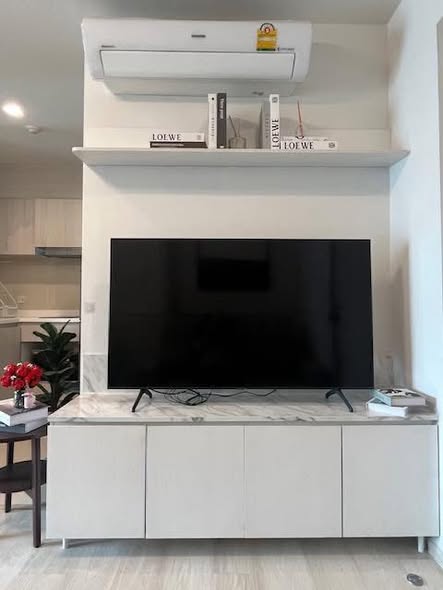 room interior and kitchen of Life One Wireless