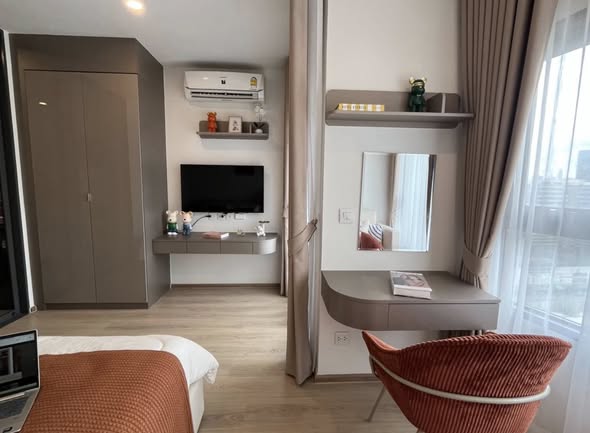 bedroom of Life Rama 4 – Asoke